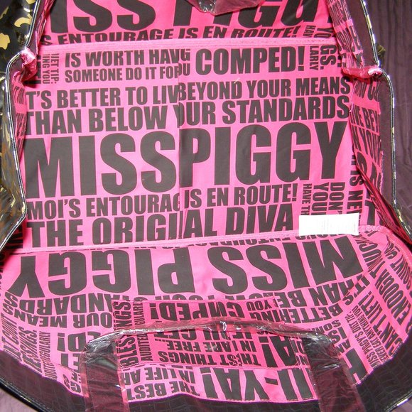 RARE! Miss Piggy's Haute Tote THE MUPPETS - Picture 13 of 16